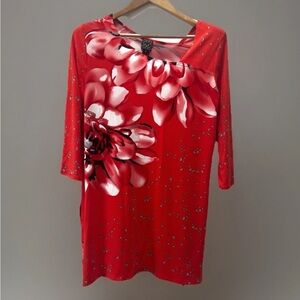 Clara Sunwoo Red Floral Tunic Top M Asymmetrical Hem Stretch 3/4 Sleeve Boho
